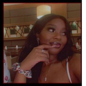 Meet your Posher, Jenel